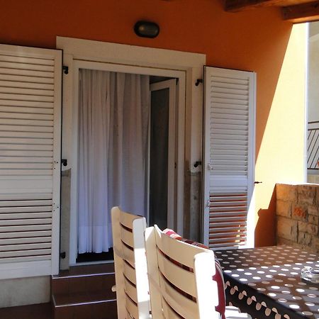 Apartments Villa Ela อูมัค ภายนอก รูปภาพ